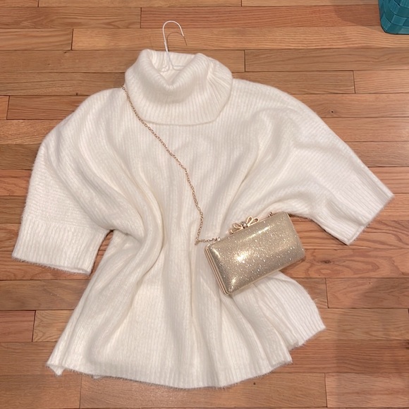 Hippie Rose Sweaters - NEW** White sweater short sleeve